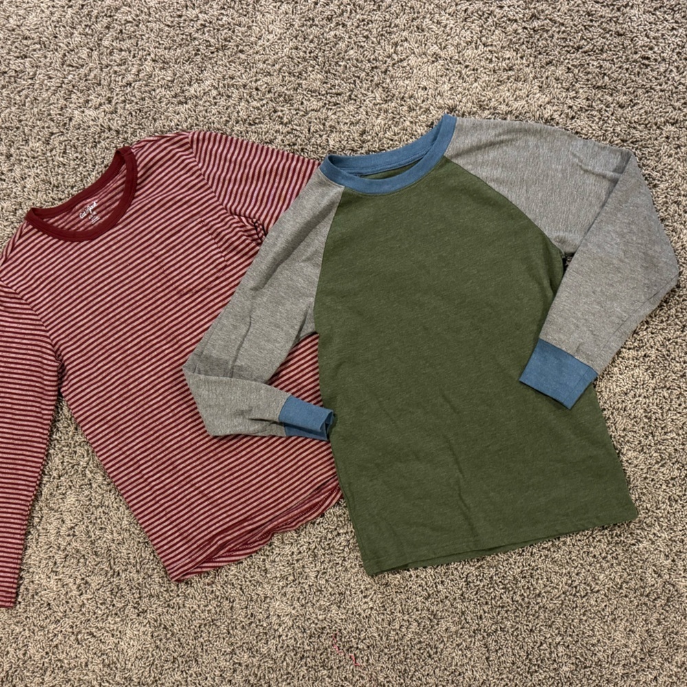 Bundle of 2 Cat & Jack boys long sleeve shirts, size Medium 8/10